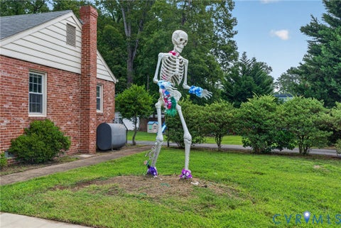 Tiny photo for 11041 W Huguenot Road, Richmond, VA 23235 (MLS # 2619792)