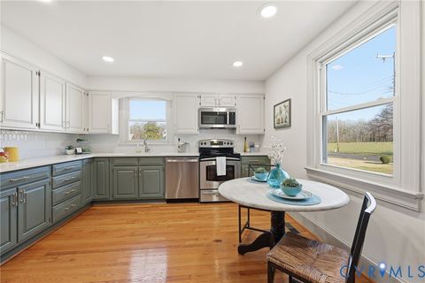 Tiny photo for 13516 Hines Road, Disputanta, VA 23842 (MLS # 2533652)