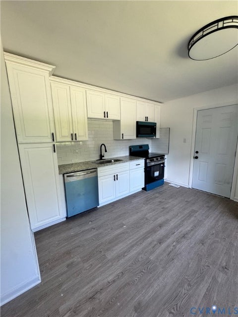 Tiny photo for 529 Longfellow Avenue, Virginia Beach, VA 23462 (MLS # 2625429)