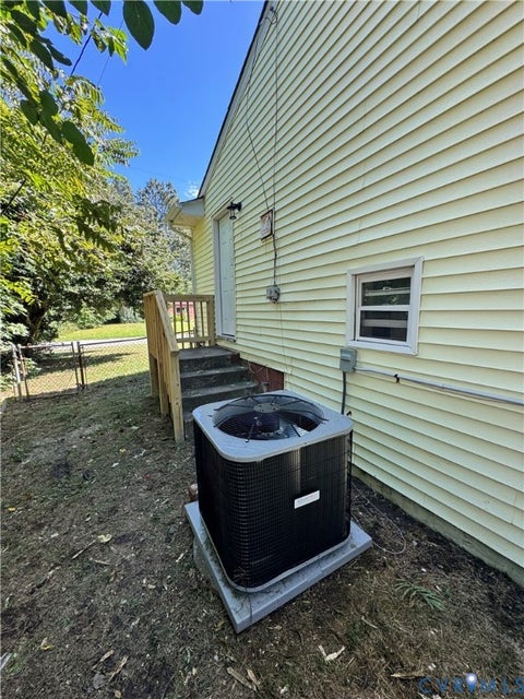 Tiny photo for 529 Longfellow Avenue, Virginia Beach, VA 23462 (MLS # 2625429)