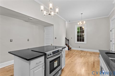 Tiny photo for 308 N Lombardy Street, Richmond, VA 23220 (MLS # 2530604)