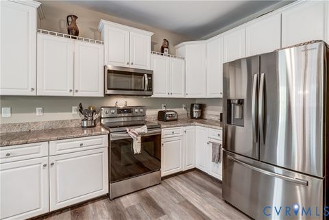 Tiny photo for 5114 Keitts Corner Road, Mechanicsville, VA 23111 (MLS # 2608204)