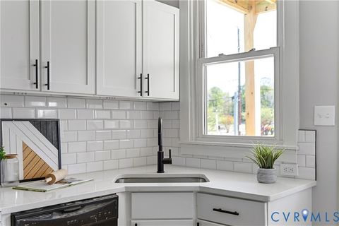 Tiny photo for 615 N 37th Street, Richmond, VA 23223 (MLS # 2607820)