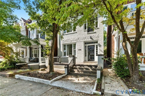 Tiny photo for 2905 W Grace Street, Richmond, VA 23221 (MLS # 2625838)