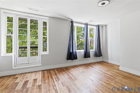 Tiny photo for 2905 W Grace Street, Richmond, VA 23221 (MLS # 2625838)