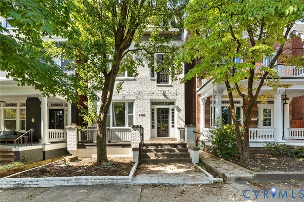 2905 W GRACE ST, RICHMOND, VA 23221 - Image d195817b8286501fb1e2e6c24975fa29/320099062