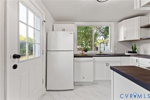 Tiny photo for 26 Marshall Avenue, Colonial Beach, VA 22443 (MLS # 2612101)