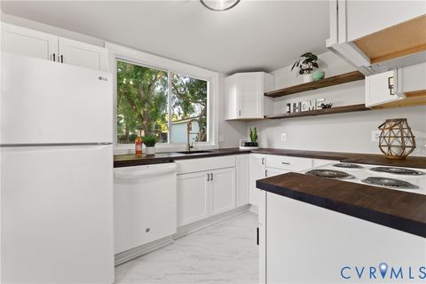 Tiny photo for 26 Marshall Avenue, Colonial Beach, VA 22443 (MLS # 2612101)