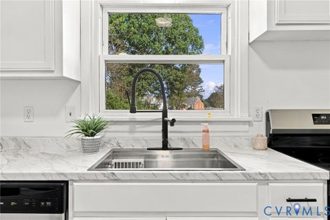 Tiny photo for 2210 Westover Avenue, Henrico, VA 23231 (MLS # 2628402)