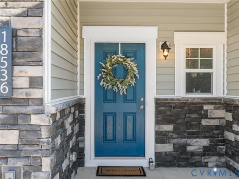 Photo of 18536 Palisades Ridge, Moseley, VA 23120 (MLS # 2533105)