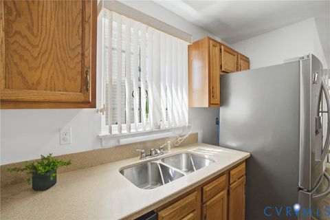 Tiny photo for 509 Mosby Street, Richmond, VA 23223 (MLS # 2609265)