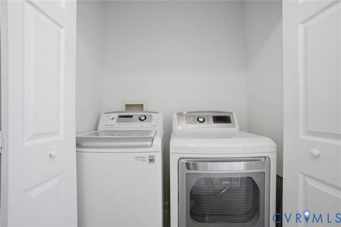 Tiny photo for 509 Mosby Street, Richmond, VA 23223 (MLS # 2609265)