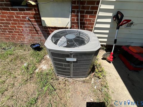 Tiny photo for 807 N 30th Street, Richmond, VA 23223 (MLS # 2614845)