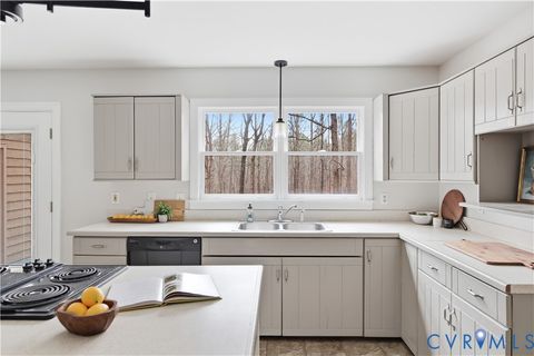 Tiny photo for 14429 Fox Knoll Drive, Colonial Heights, VA 23834 (MLS # 2602462)