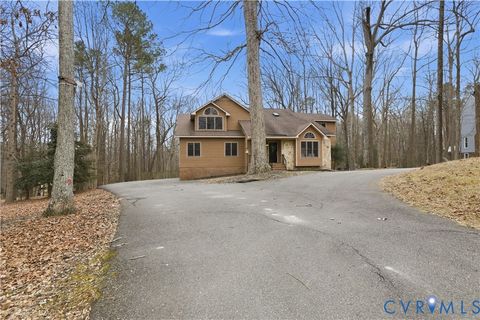 Tiny photo for 14429 Fox Knoll Drive, Colonial Heights, VA 23834 (MLS # 2602462)