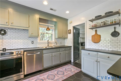 Tiny photo for 2108 Davenport Avenue, Henrico, VA 23228 (MLS # 2624426)