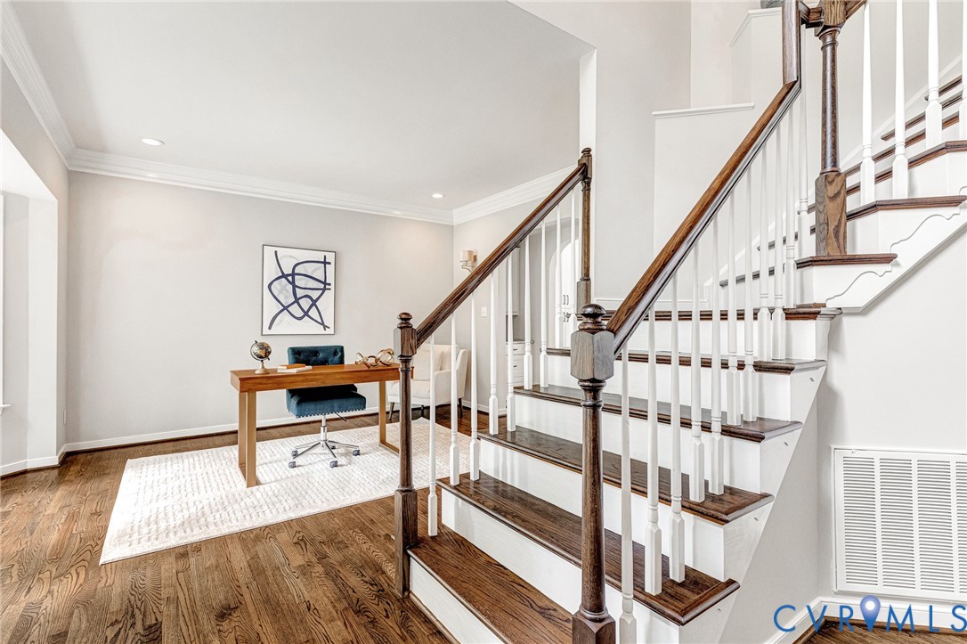 8452 Mount Eagle Road