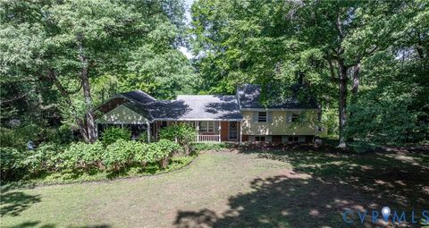 Photo of 14219 Hickory Oaks Lane, Ashland, VA 23005 (MLS # 2612010)
