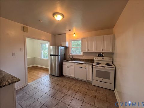 Tiny photo for 6506 Monument Avenue, Richmond, VA 23226 (MLS # 2527322)