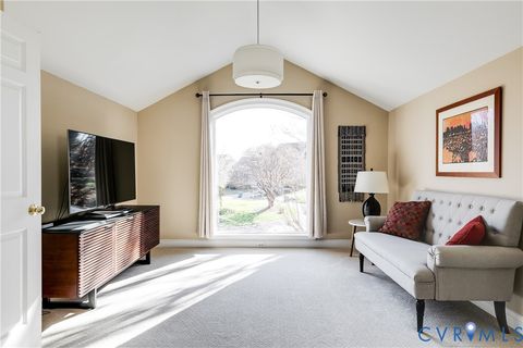 Tiny photo for 10 Tow Path Circle, Richmond, VA 23221 (MLS # 2533639)