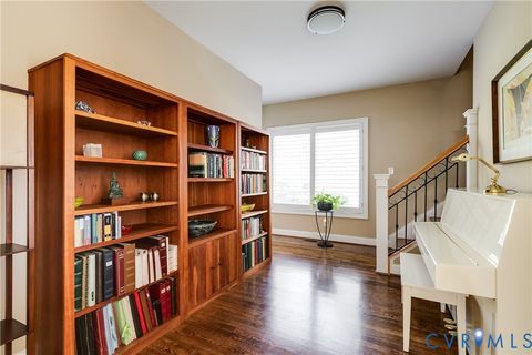 Tiny photo for 10 Tow Path Circle, Richmond, VA 23221 (MLS # 2533639)