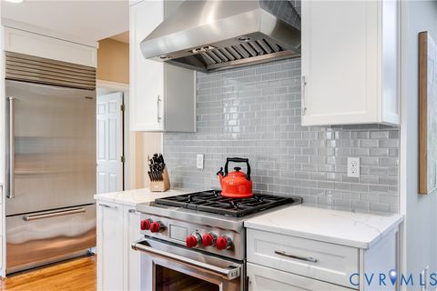 Tiny photo for 10 Tow Path Circle, Richmond, VA 23221 (MLS # 2533639)