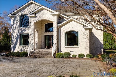 Tiny photo for 10 Tow Path Circle, Richmond, VA 23221 (MLS # 2533639)