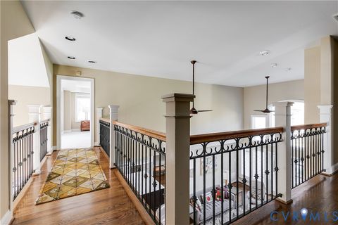 Tiny photo for 10 Tow Path Circle, Richmond, VA 23221 (MLS # 2533639)