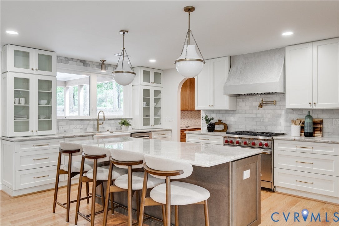 403 Berwickshire Drive