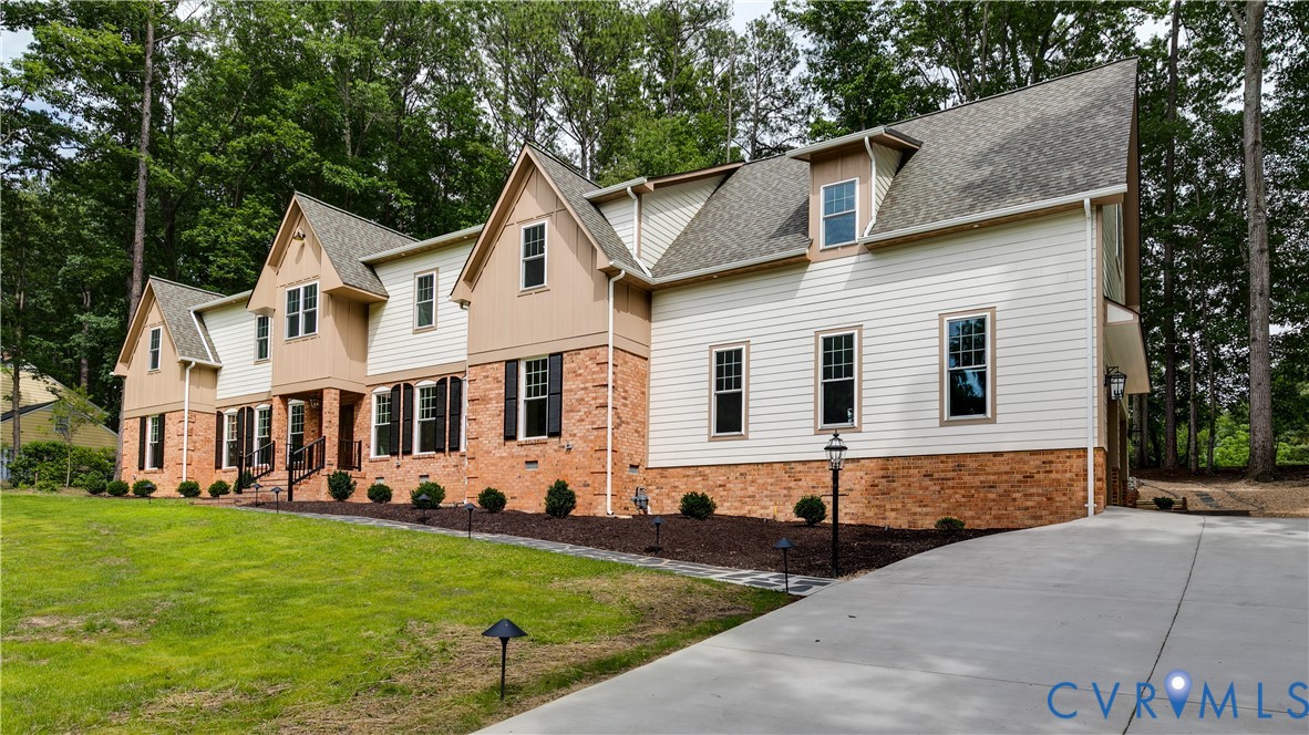 403 Berwickshire Drive
