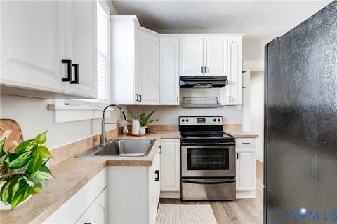 Tiny photo for 3228 Hanes Avenue, Richmond, VA 23222 (MLS # 2625514)