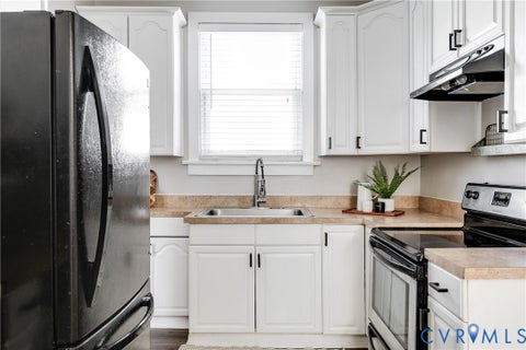 Tiny photo for 3228 Hanes Avenue, Richmond, VA 23222 (MLS # 2625514)
