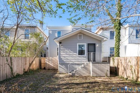 Tiny photo for 1011 Melville Street, Petersburg, VA 23803 (MLS # 2613505)