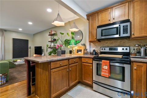 Tiny photo for 2100 Grove Avenue #U10, Richmond, VA 23220 (MLS # 2623944)