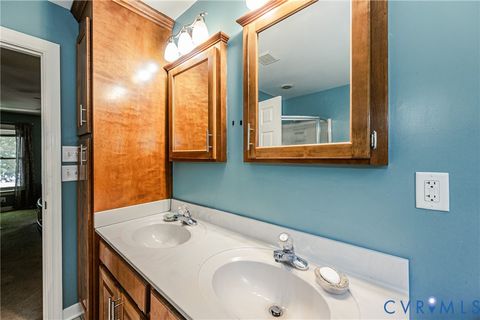 Tiny photo for 5312 Oak Leaf Lane, Prince George, VA 23875 (MLS # 2614589)