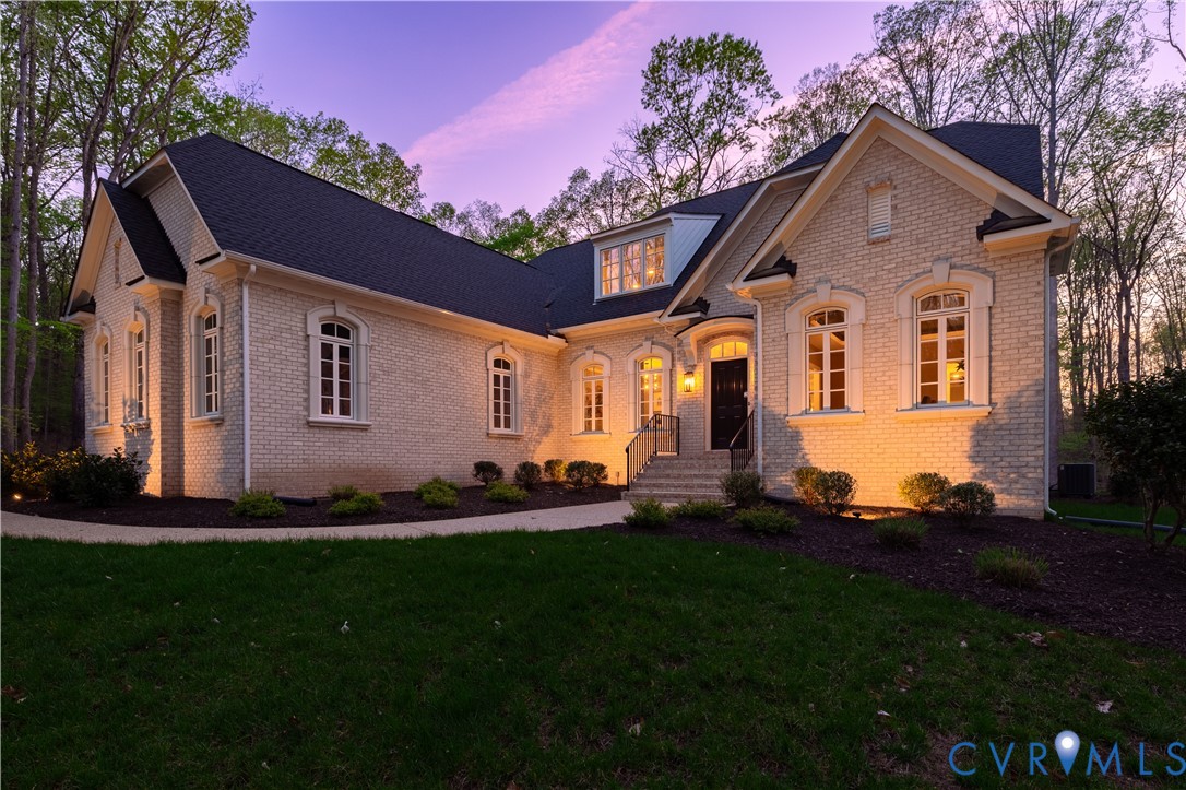 15254 Johns Trace Circle