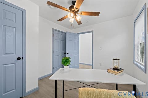 Tiny photo for 522 S Jefferson Street, Petersburg, VA 23803 (MLS # 2620596)
