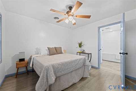 Tiny photo for 522 S Jefferson Street, Petersburg, VA 23803 (MLS # 2620596)