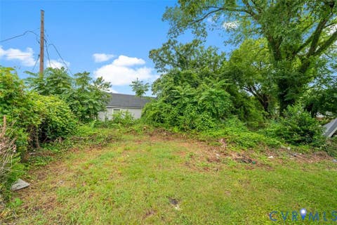 Tiny photo for 522 S Jefferson Street, Petersburg, VA 23803 (MLS # 2620596)