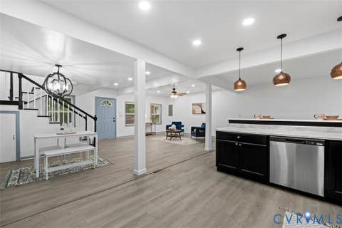 Tiny photo for 522 S Jefferson Street, Petersburg, VA 23803 (MLS # 2620596)