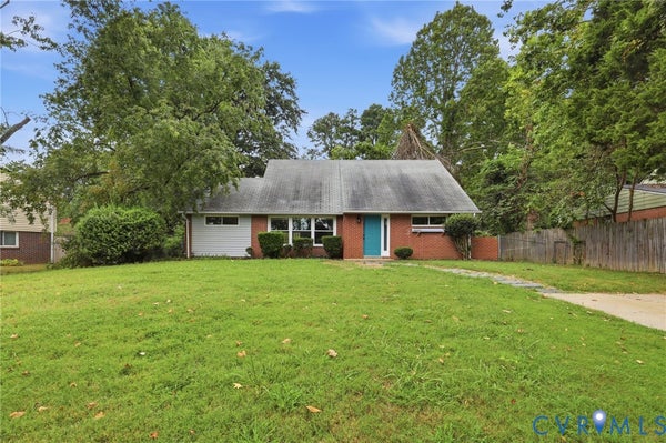 9226 HOLBROOK DR, HENRICO, VA 23229 - Image d32fc84801c6e143feb1a2d9adbb5bf2/2577726115