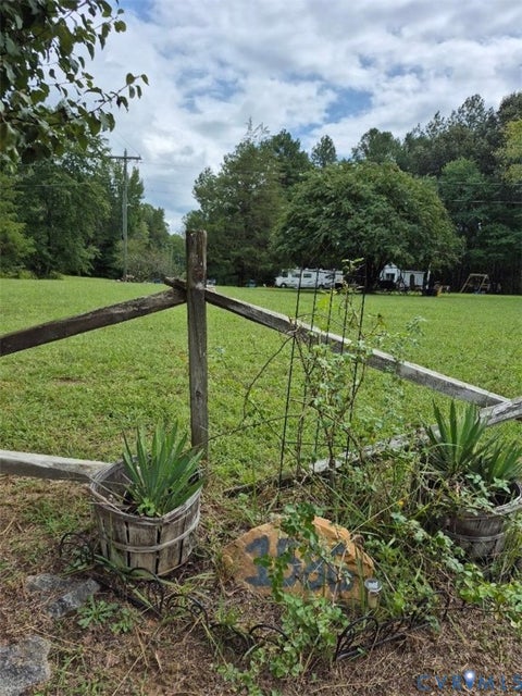 Tiny photo for 1586 Signboard Road, Bumpass, VA 23024 (MLS # 2625763)