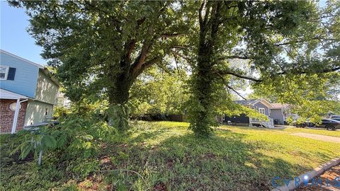 Tiny photo for 806 Ridgeway Avenue, Hampton, VA 23661 (MLS # 2612717)