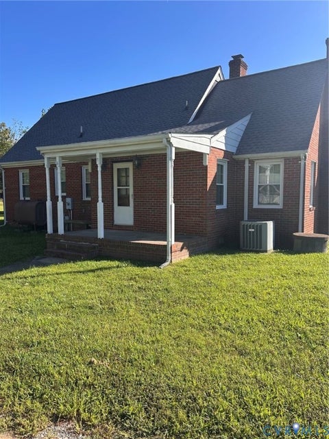 Tiny photo for 10122 Pollard Creek Road, Mechanicsville, VA 23116 (MLS # 2625277)