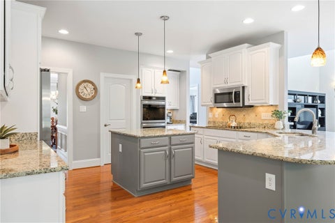 Tiny photo for 2013 Grey Oaks Park Lane, Glen Allen, VA 23059 (MLS # 2624568)