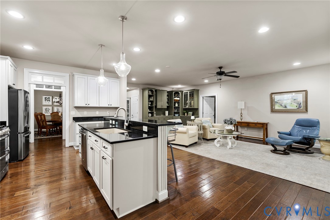 10112 Forrest Patch Drive