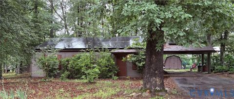 Photo of 5002 Lost Forest Court, Richmond, VA 23237 (MLS # 2614916)