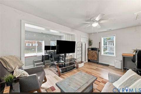 Tiny photo for 20 Victor Street, Hampton, VA 23669 (MLS # 2629386)