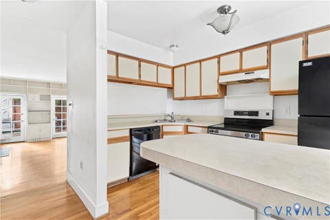 Tiny photo for 2508 E Franklin Street, Richmond, VA 23223 (MLS # 2622605)