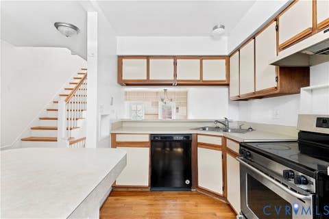 Tiny photo for 2508 E Franklin Street, Richmond, VA 23223 (MLS # 2622605)